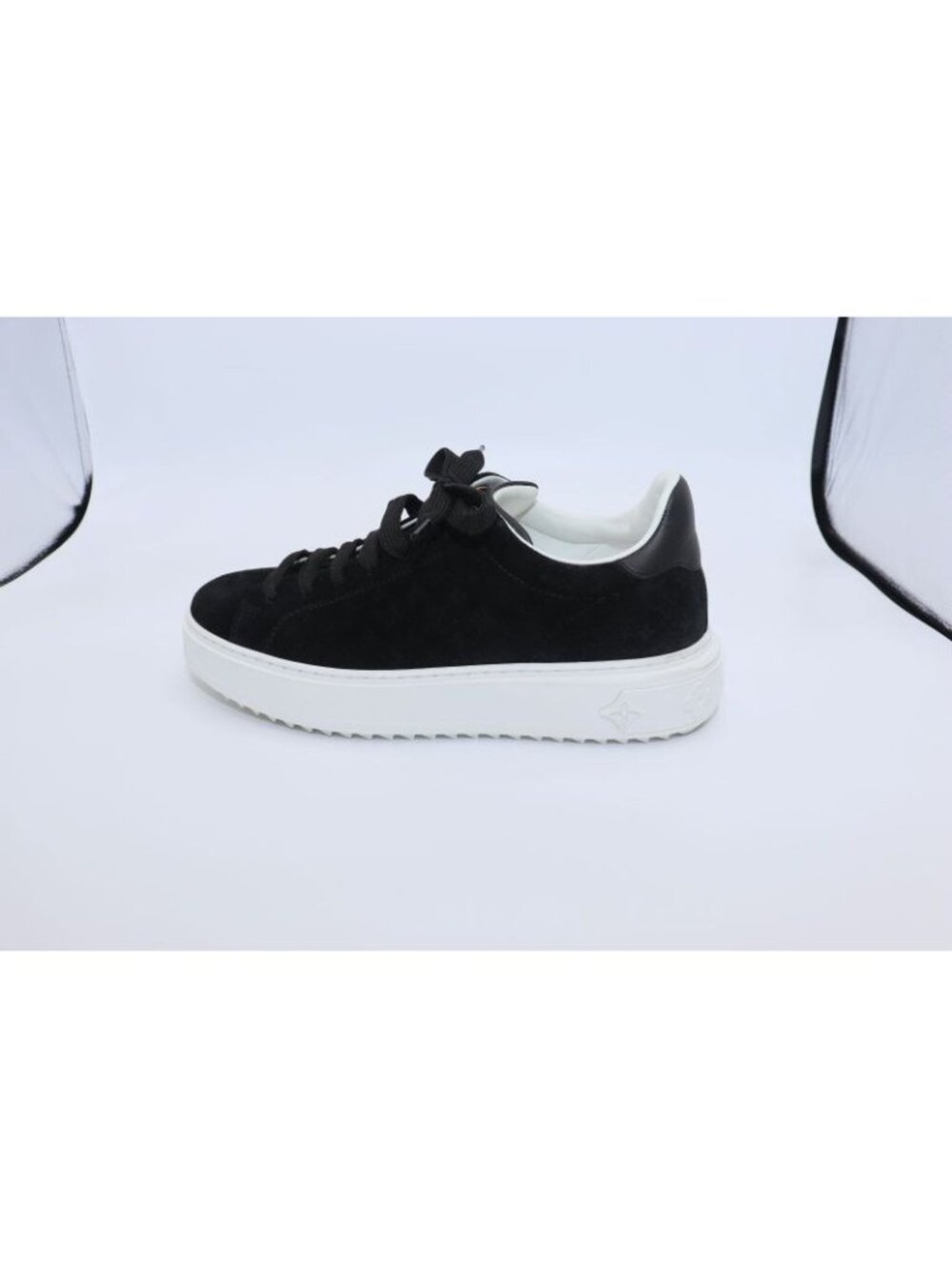 Louis Vuitton Monogram Time Outlines Leather Suede Sneakers - Picture 8 of 15